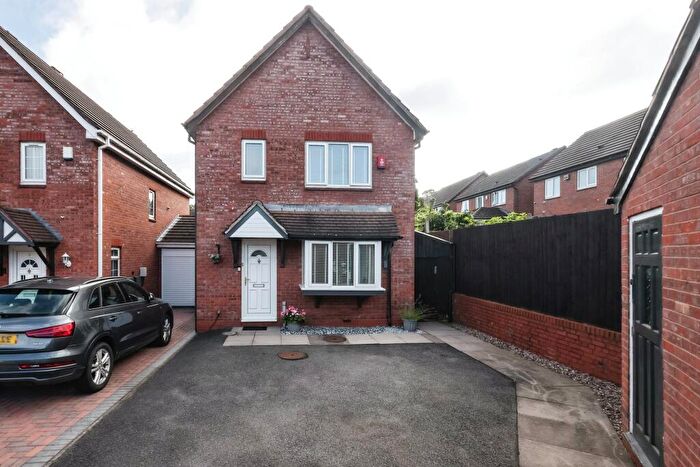 3 Bedroom Detached House For Sale In Cherry Crescent, Erdington, Birmingham, West Midlands, B24