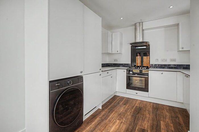 1 Bedroom Flat To Rent In Oxford Road, Kidlington, OX5