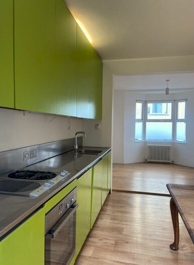 4 Bedroom Terraced House To Rent In Whichelo Place, BN2