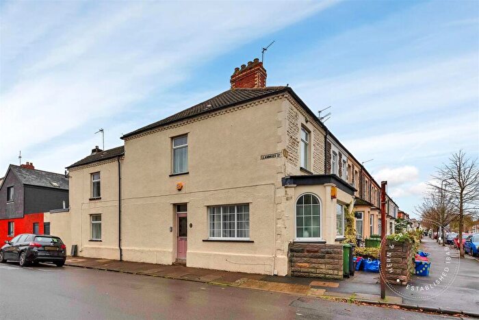 3 Bedroom End Of Terrace House For Sale In Paget Street, Cardiff, CF11