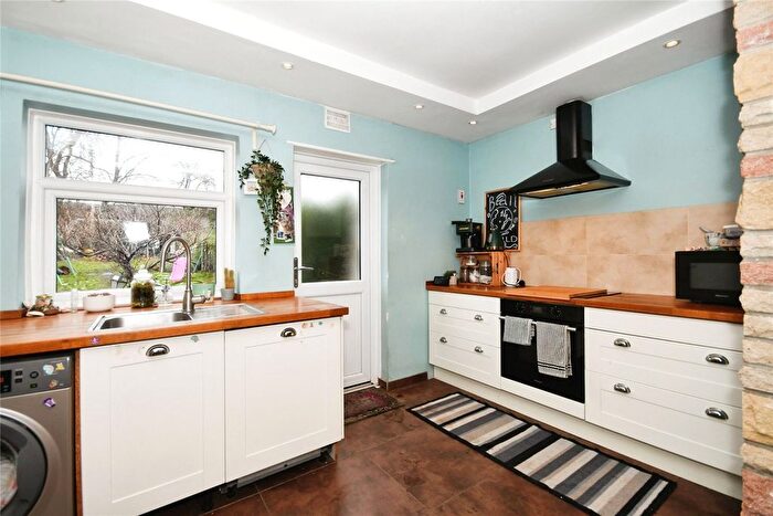 3 Bedroom Terraced House For Sale In St. Augustines Crescent, Chesterfield, Derbyshire, S40