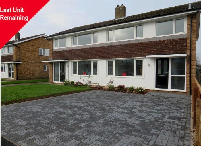 3 Bedroom Semi-Detached House For Sale In Linton Meadow, Linton On Ouse, York, YO30