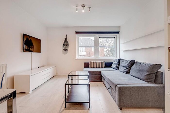 1 Bedroom Flat To Rent In Scott Avenue, London, SW15