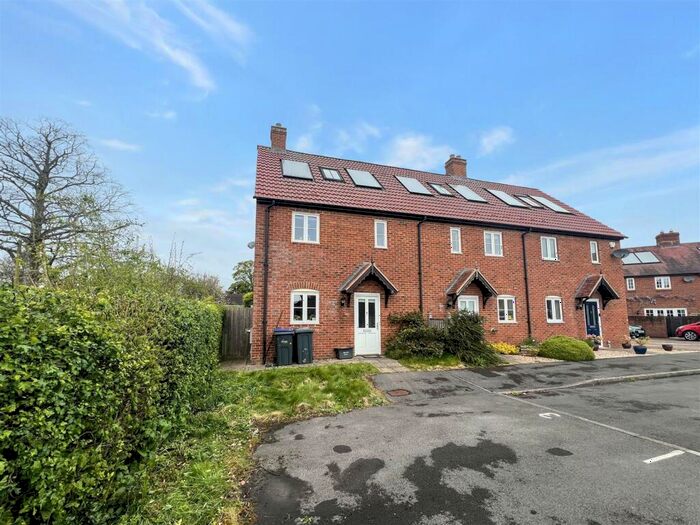 3 Bedroom End Of Terrace House To Rent In Old Forge Close, Heytesbury, Warminster, BA12