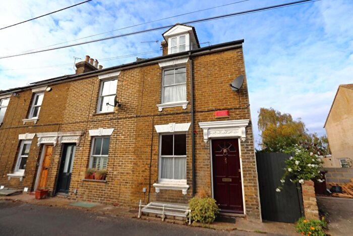 3 Bedroom End Of Terrace House To Rent In Church Road, Oare, Faversham, ME13