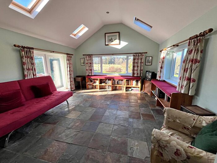3 Bedroom Cottage For Sale In The Village, Christon Bank, NE66