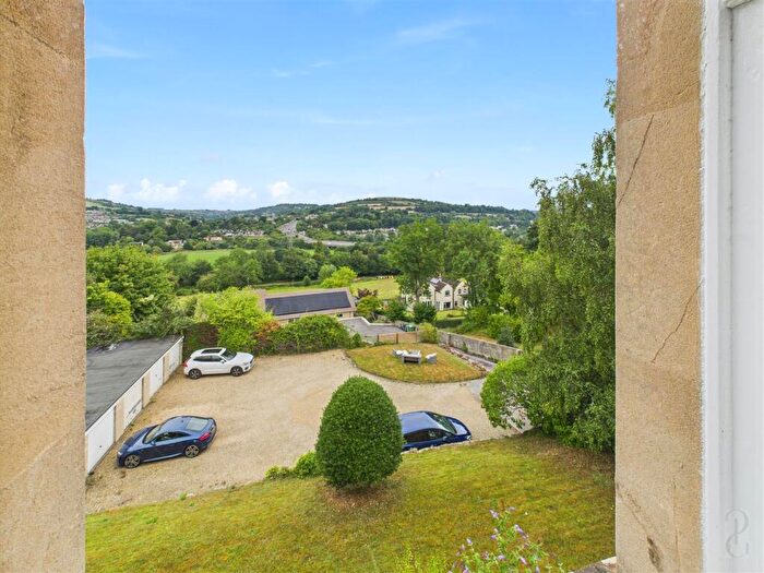 2 Bedroom Apartment To Rent In Bathampton Lane, Bathampton, Bath, BA2