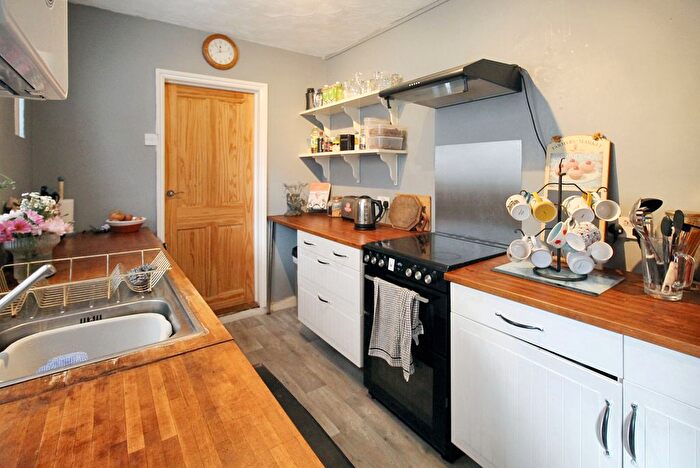 3 Bedroom Terraced House For Sale In Jefferson Road, Sheerness, ME12