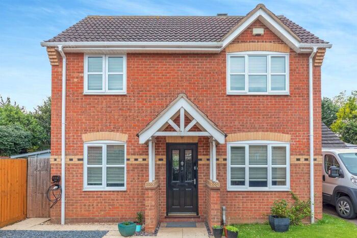 3 Bedroom Detached House For Sale In Sorrel Close, Stamford, PE9
