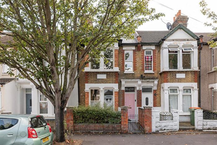 4 Bedroom Terraced House For Sale In Bristol Road, Forest Gate, E7