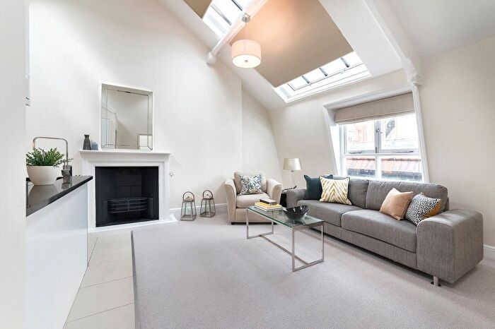 1 Bedroom Flat To Rent In St Marks Mansions, Balderton Street, W1K