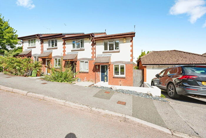 2 Bedroom End Of Terrace House For Sale In Provene Gardens, Waltham Chase, Southampton, SO32