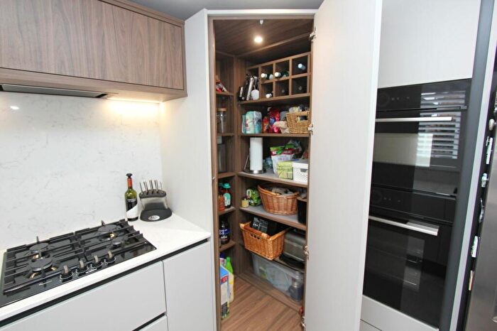 4 Bedroom Detached House For Sale In Railway Road, Rhoose, CF62