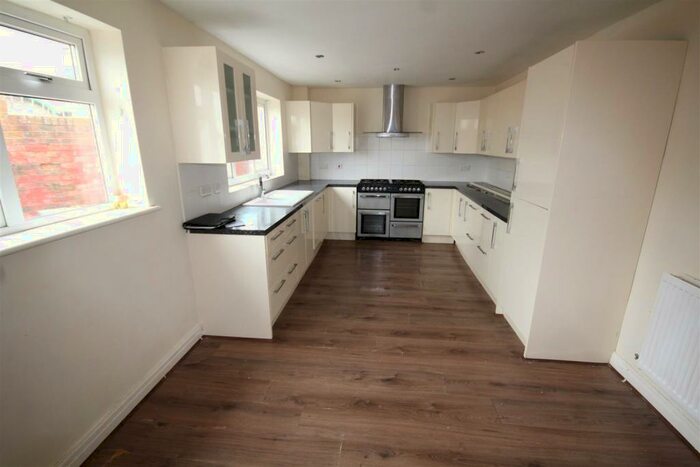 5 Bedroom Detached House For Sale In Cae Felin, Betws Yn Rhos, Abergele, LL22