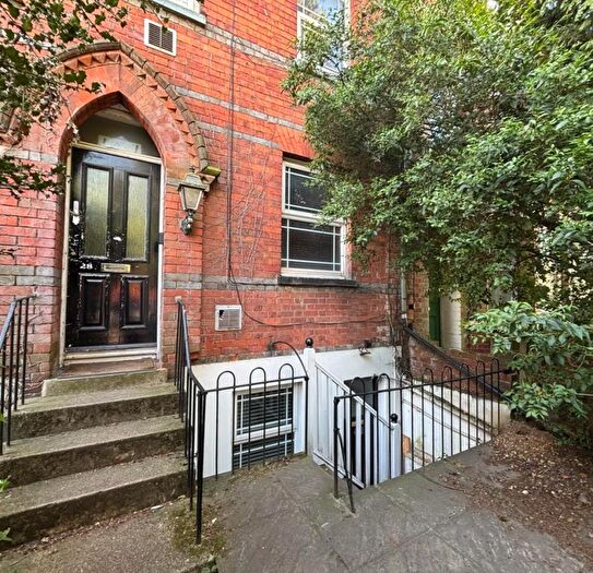 Apartment To Rent In Kings Road, Reading, RG1