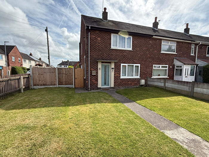 2 Bedroom End Of Terrace House For Sale In Harbour Lane, Warton, PR4