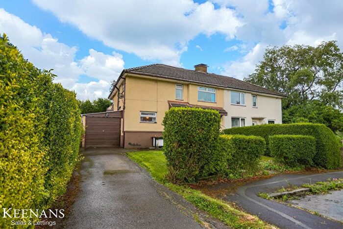 3 Bedroom Semi-Detached House For Sale In Trawden Close, Accrington, BB5