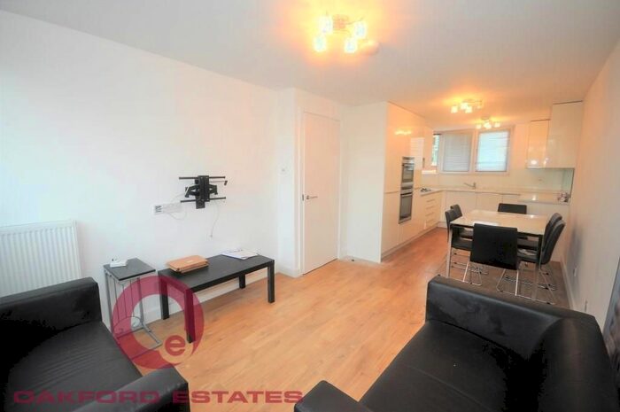 4 Bedroom Flat To Rent In Purchese Street, Euston, NW1