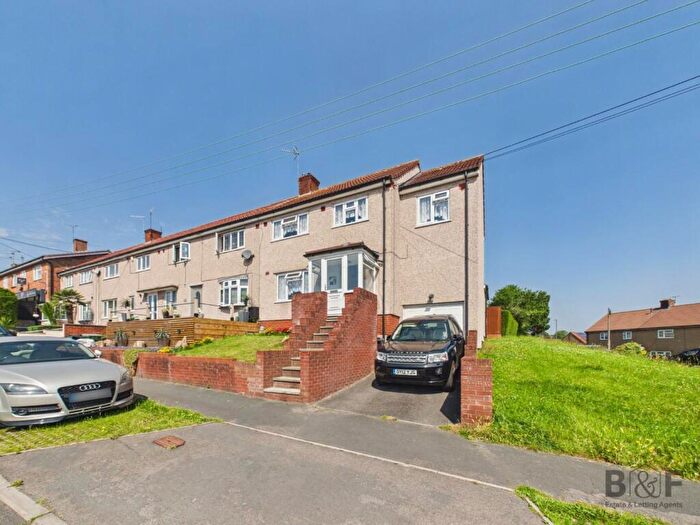 4 Bedroom End Of Terrace House For Sale In Holly Hill Road, Kingswood, BS15