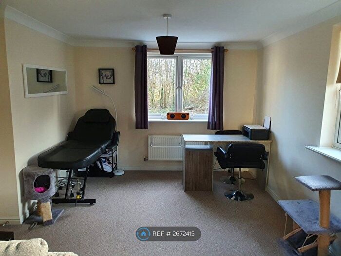 2 Bedroom Flat To Rent In Whitworth House, Newport, NP20