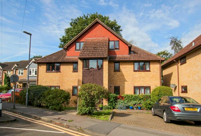 1 Bedroom Flat To Rent In Sandy Lane North, Wallington, SM6