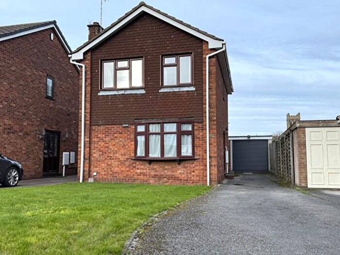 3 Bedroom Detached House For Sale In The Grange, Burton-on-Trent, DE14