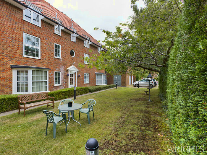 Studio To Rent In The Cloisters, Welwyn Garden City, AL8