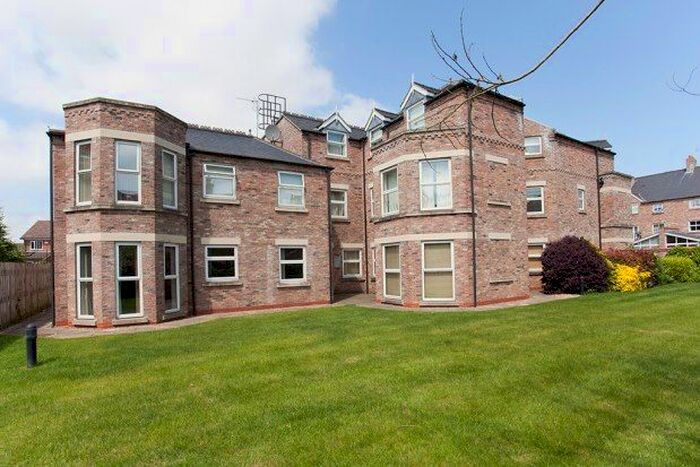 2 Bedroom Flat To Rent In Grange House, York, YO30