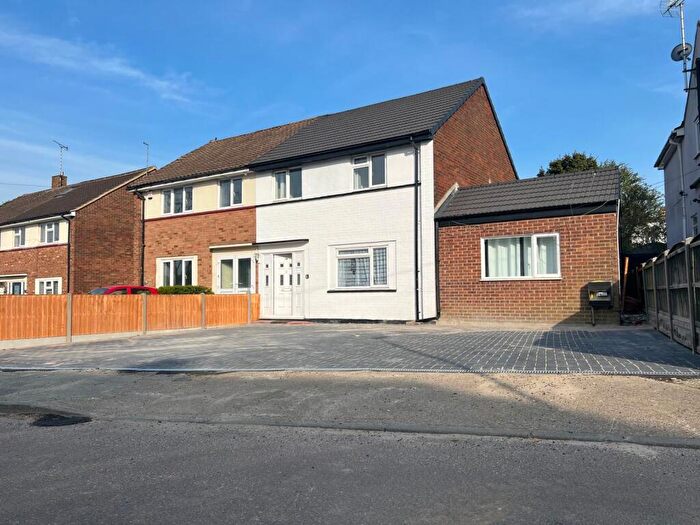 1 Bedroom House Of Multiple Occupation To Rent In Carlton Drive, Thundersley, Benfleet, Essex, SS7