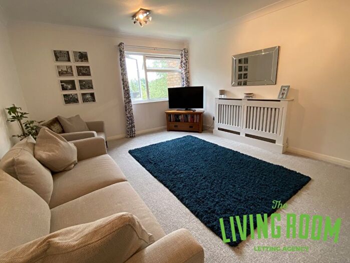 2 Bedroom Flat To Rent In Cwrt Ty Mynydd, Radyr, Cardiff, CF15