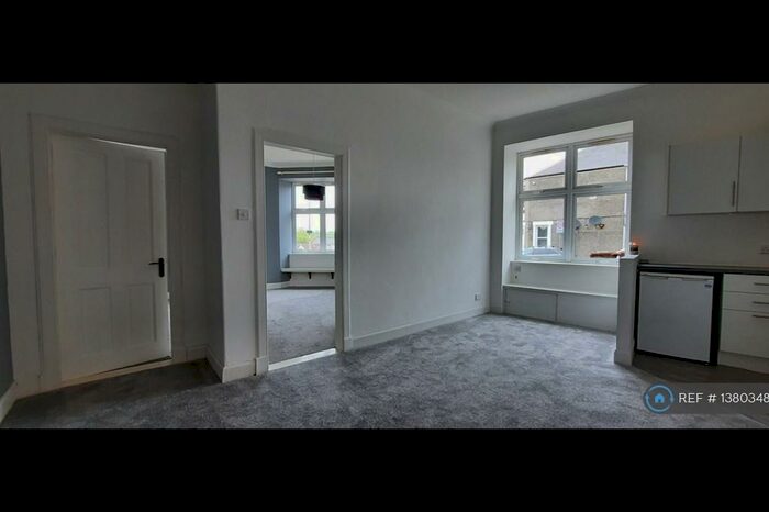 2 Bedroom Flat To Rent In Main Street, Townhill, Dunfermline, KY12