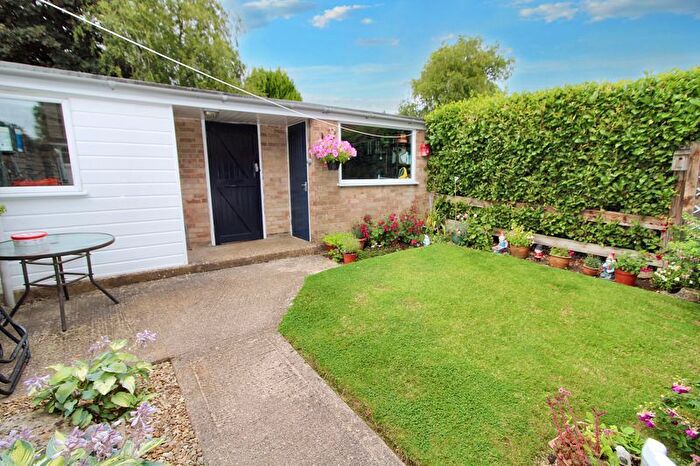 3 Bedroom End Of Terrace House For Sale In Firs Close, Hazlemere, High Wycombe, HP15