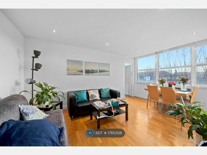 1 Bedroom Flat To Rent In Kensington Church Street, London, W8