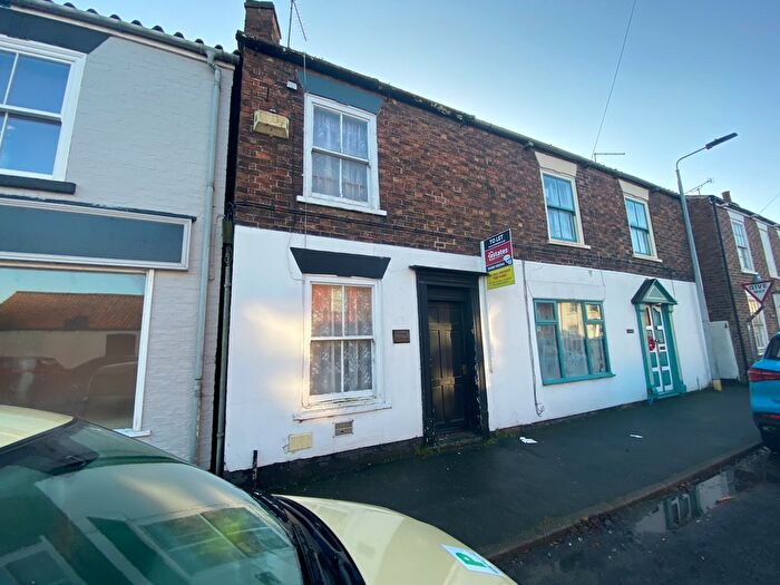2 Bedroom Terraced House To Rent In High Street, Barrow Upon Humber, DN19