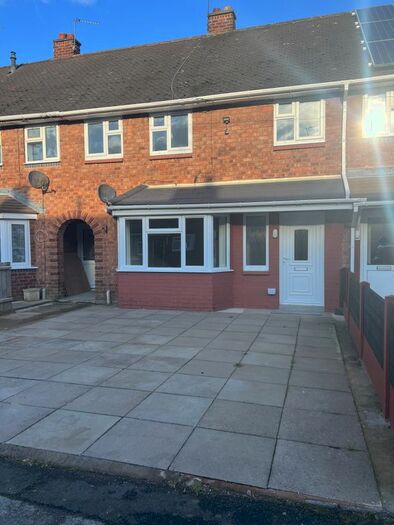 3 Bedroom Terraced House To Rent In Bolton Way, Walsall, WS3