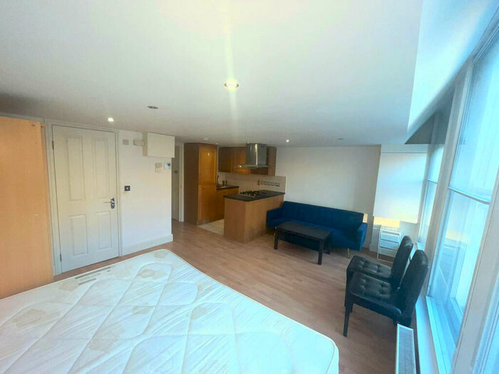 Studio To Rent In Fortess Rd, Kentish Town, Zone, NW5