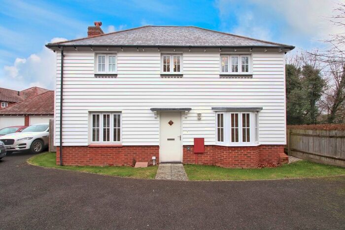 3 Bedroom Detached House To Rent In Vigor Close, East Malling, West Malling ME19