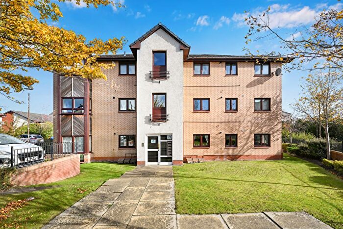 2 Bedroom Flat For Sale In / Southhouse Place, Liberton, Edinburgh, EH17