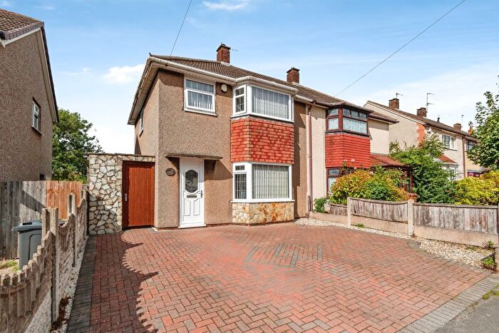 3 Bedroom Semi-detached House For Sale In Poplar Avenue, Bentley, Walsall, WS2