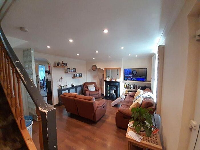 3 Bedroom Terraced House To Rent In Dryfield Road, Edgware, HA8