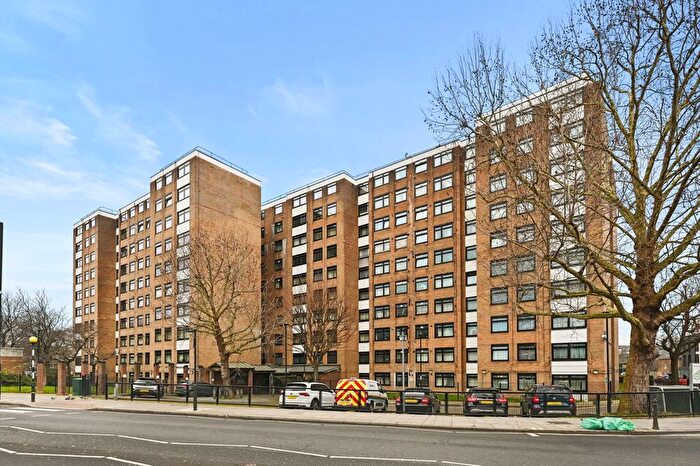 2 Bedroom Flat For Sale In Desborough House, North End Road, Fulham, London, W14