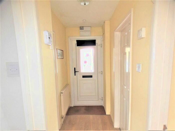 2 Bedroom Detached Bungalow For Sale In Bridge Close, Bursledon, Southampton, SO31