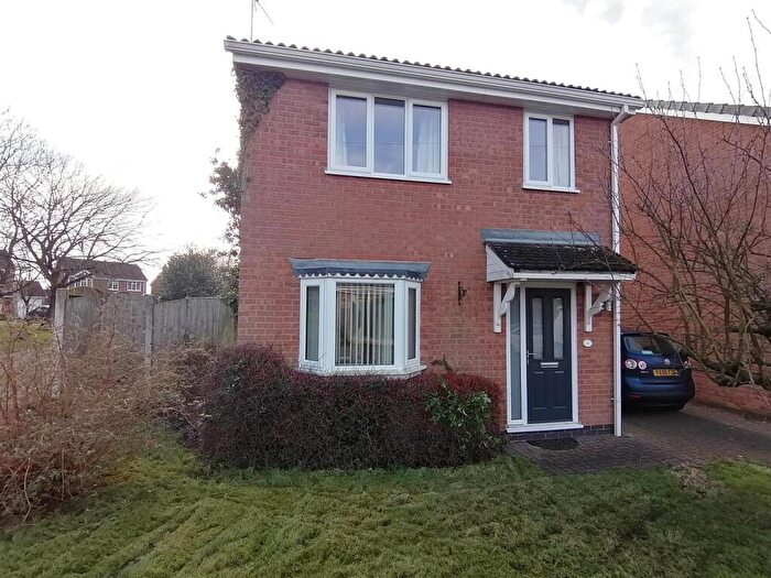 3 Bedroom Detached House To Rent In Bancroft Close, Hilton, DE65