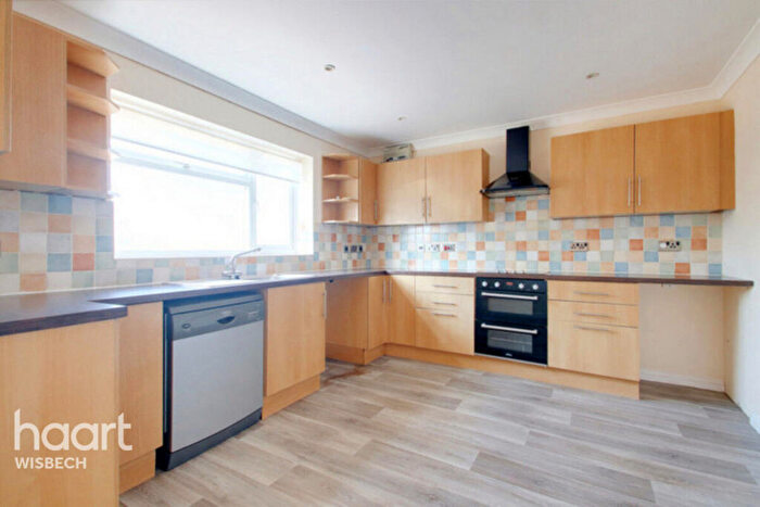 2 Bedroom Semi-Detached Bungalow For Sale In Primrose Gardens, Christchurch, PE14