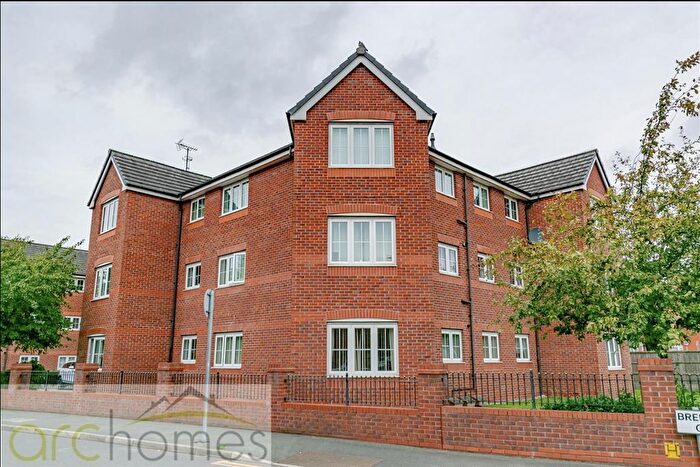 2 Bedroom Flat To Rent In Brentwood Grove, Leigh, WN7
