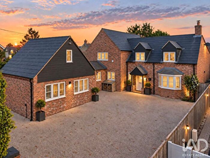 5 Bedroom Detached House For Sale In Aldreth Road, Haddenham, Ely, CB6