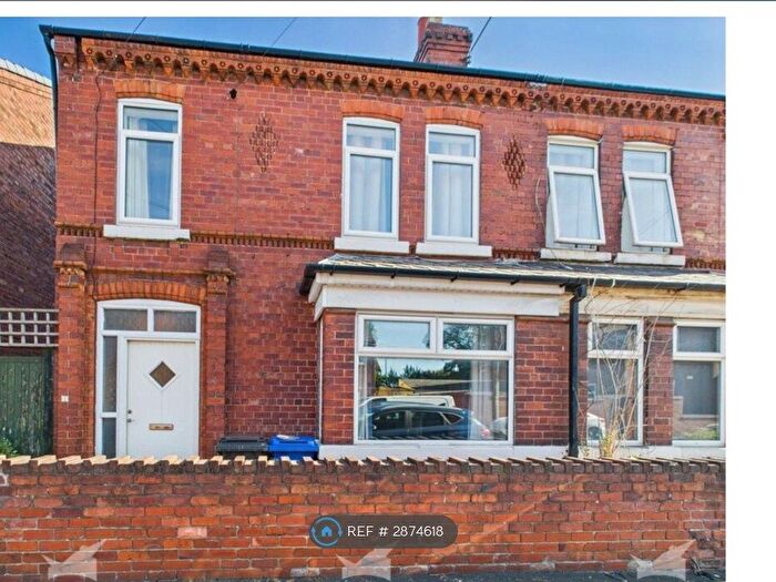 3 Bedroom Semi-Detached House To Rent In Furnival Road, Doncaster, DN4