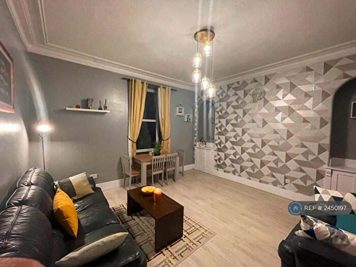 1 Bedroom Flat To Rent In King Street, Aberdeen, AB24