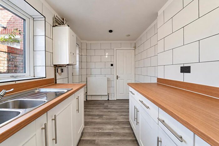 2 Bedroom Terraced House To Rent In Jones Street, Salford, M6