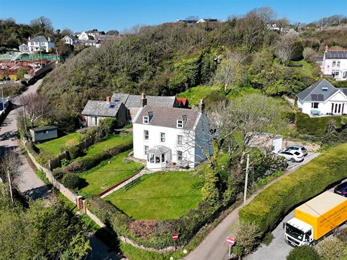 6 Bedroom Detached House For Sale In Horton, Swansea, SA3